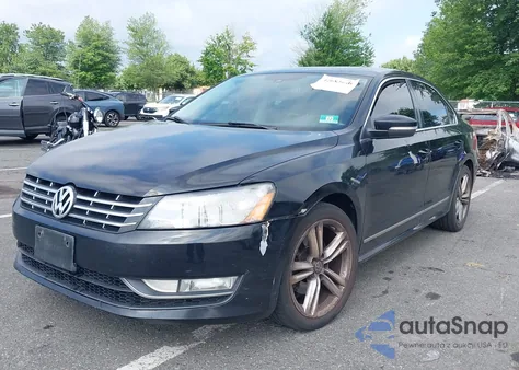 2014 Volkswagen Passat 1.8T Sel Premium from USA, damaged, VIN 1VWCT7A33EC010126